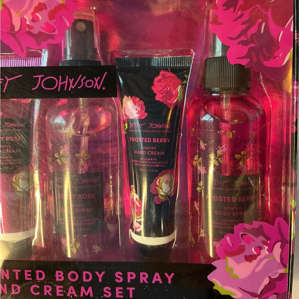 Betsey Johnson Pink Floral 6-Piece Scented Body Spray & Hand Cream Set - Picture 4 of 4
